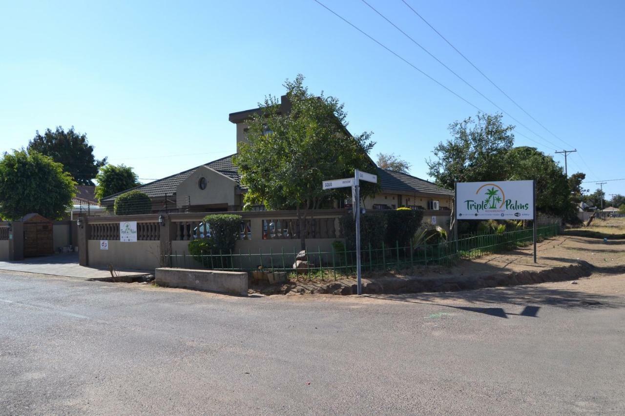 Triple Palms Bed And Breakfast Gaborone Buitenkant foto